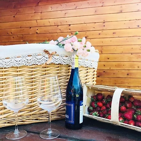 Domek alpejski Osada Laskowo, Ośrodek Nad Jeziorem *