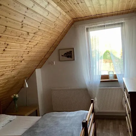 Osada Laskowo, Ośrodek Nad Jeziorem Domek alpejski