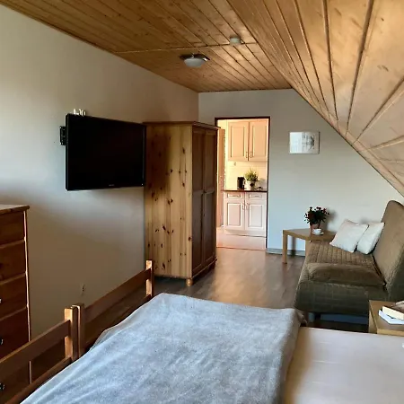 Osada Laskowo, Ośrodek Nad Jeziorem * Laskowo