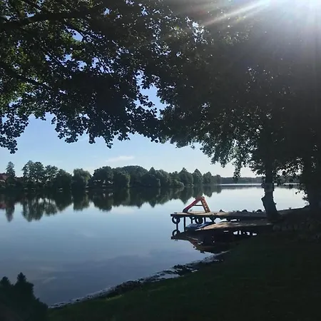 Osada Laskowo, Osrodek Nad Jeziorem