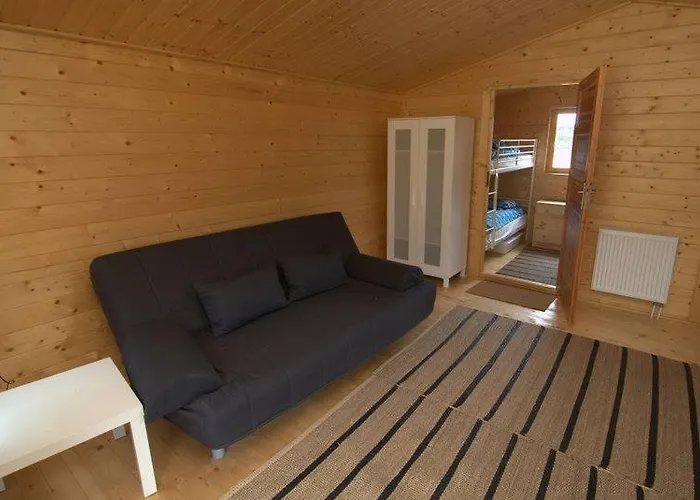 Osada Laskowo, Osrodek Nad Jeziorem Alpstuga *