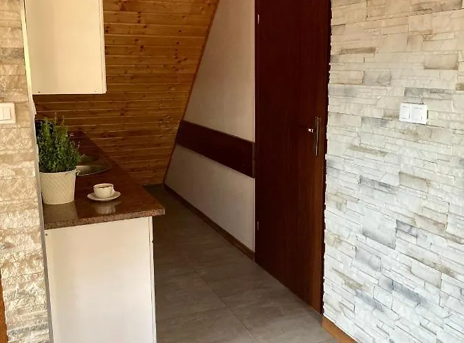 Osada Laskowo, Osrodek Nad Jeziorem