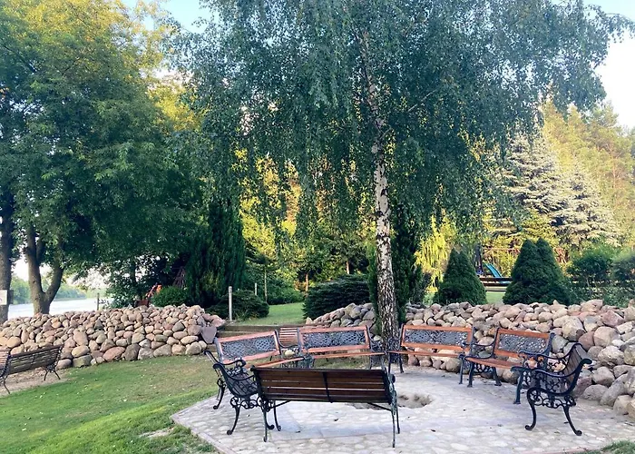 Osada Laskowo, Osrodek Nad Jeziorem * Laskowo