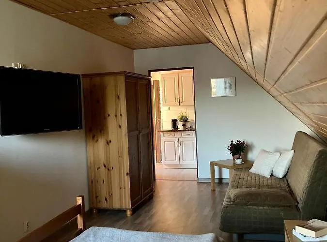 Osada Laskowo, Osrodek Nad Jeziorem