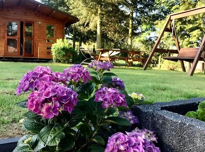 Osada Laskowo, Osrodek Nad Jeziorem Alpstuga *